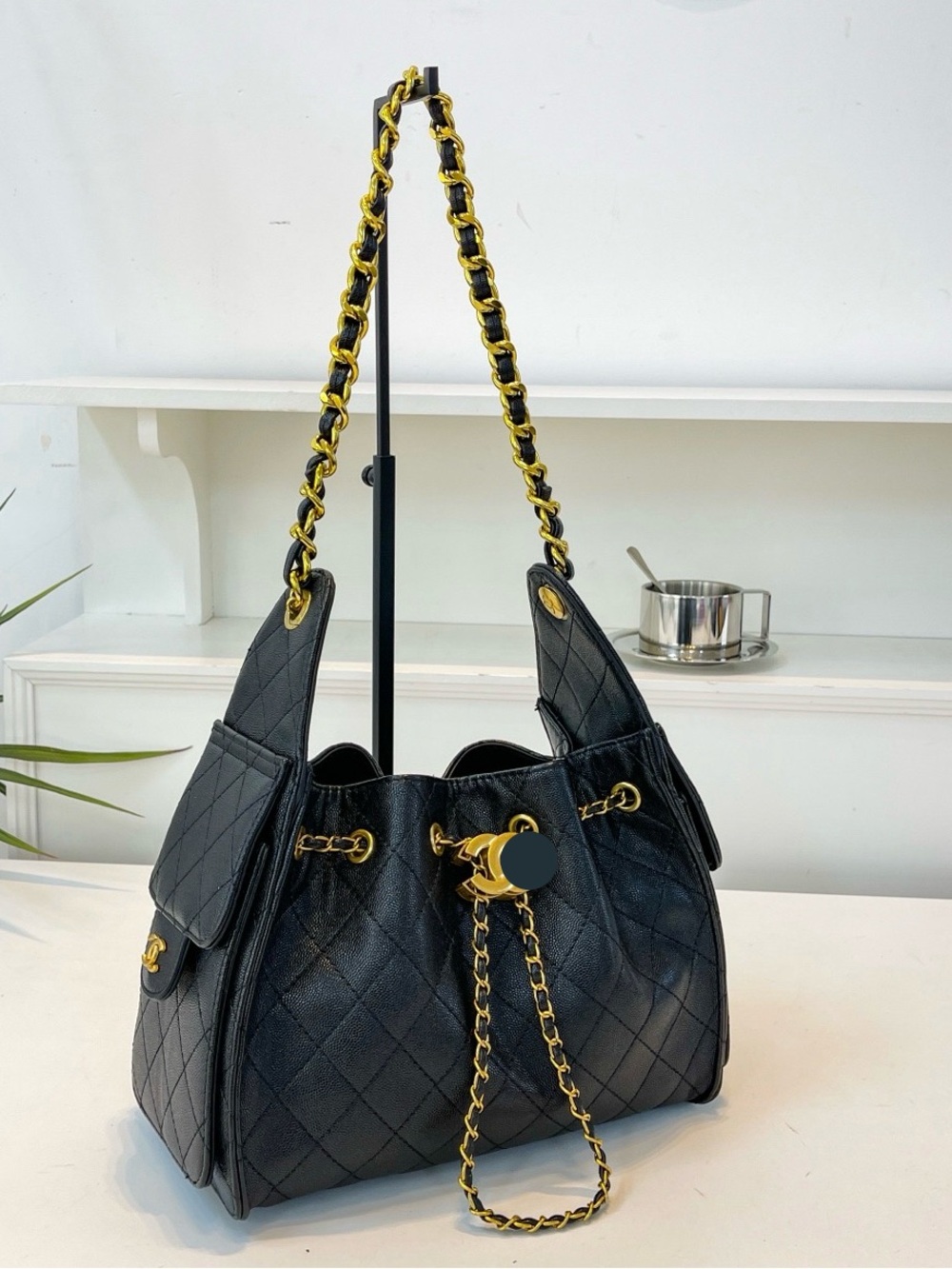 New women’s black fashion shoulder bag